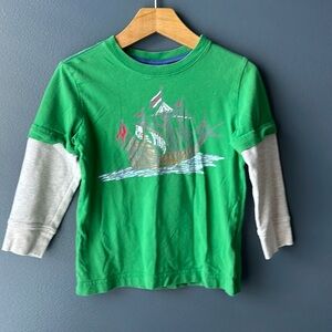 💚 HANNA ANDERSSON long sleeved tee green white boat size 4T 100 cm boat